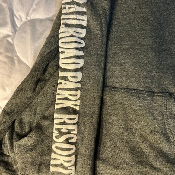 Dunsmuir Railroad Sweatshirt Size S - Picture 3 of 5